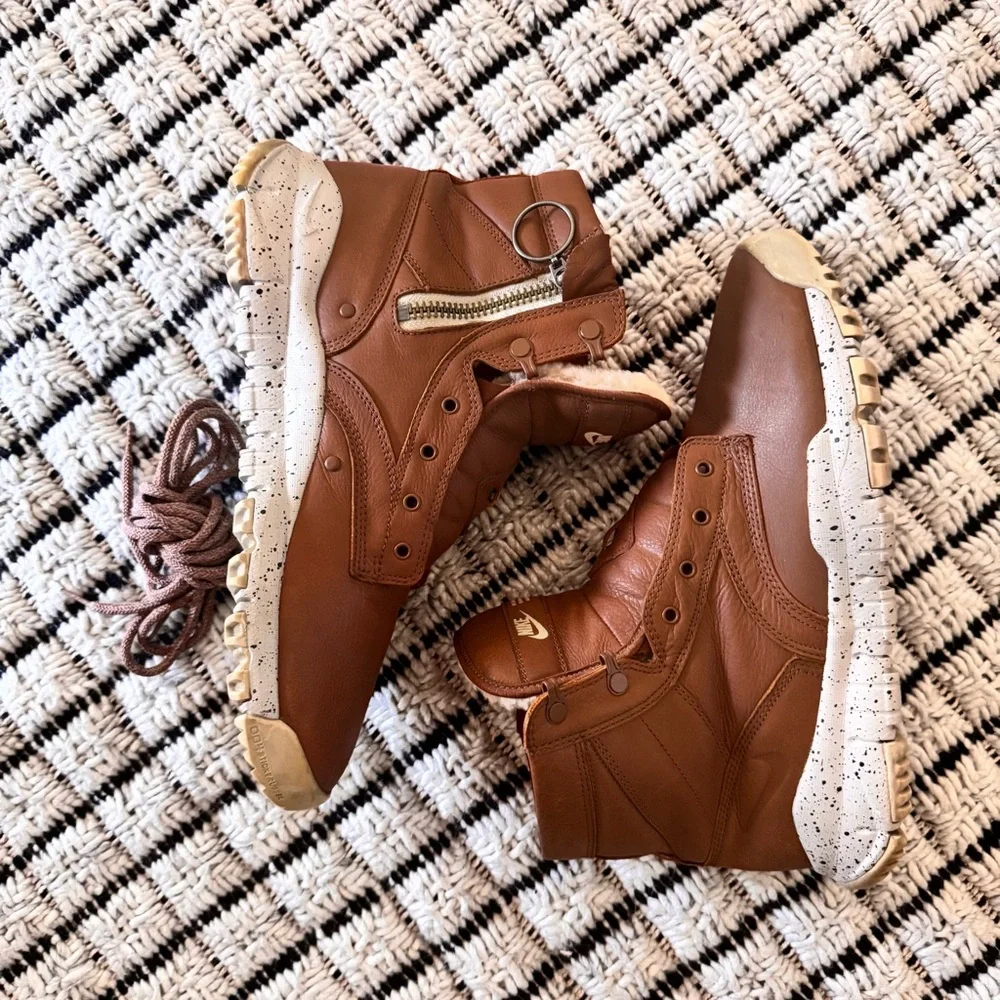 Tan Leather Sneaker Boots Lined Lightweight 11.5 Outdoor Comfy Gorpcore Warm‎